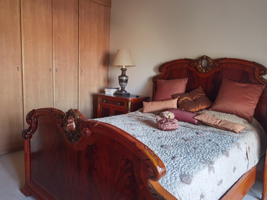 3 Bedroom Property for Sale in Kosmos Ridge North West